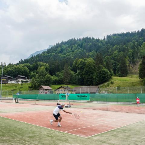 Alpadia Engelberg Premium+ Tennis activities