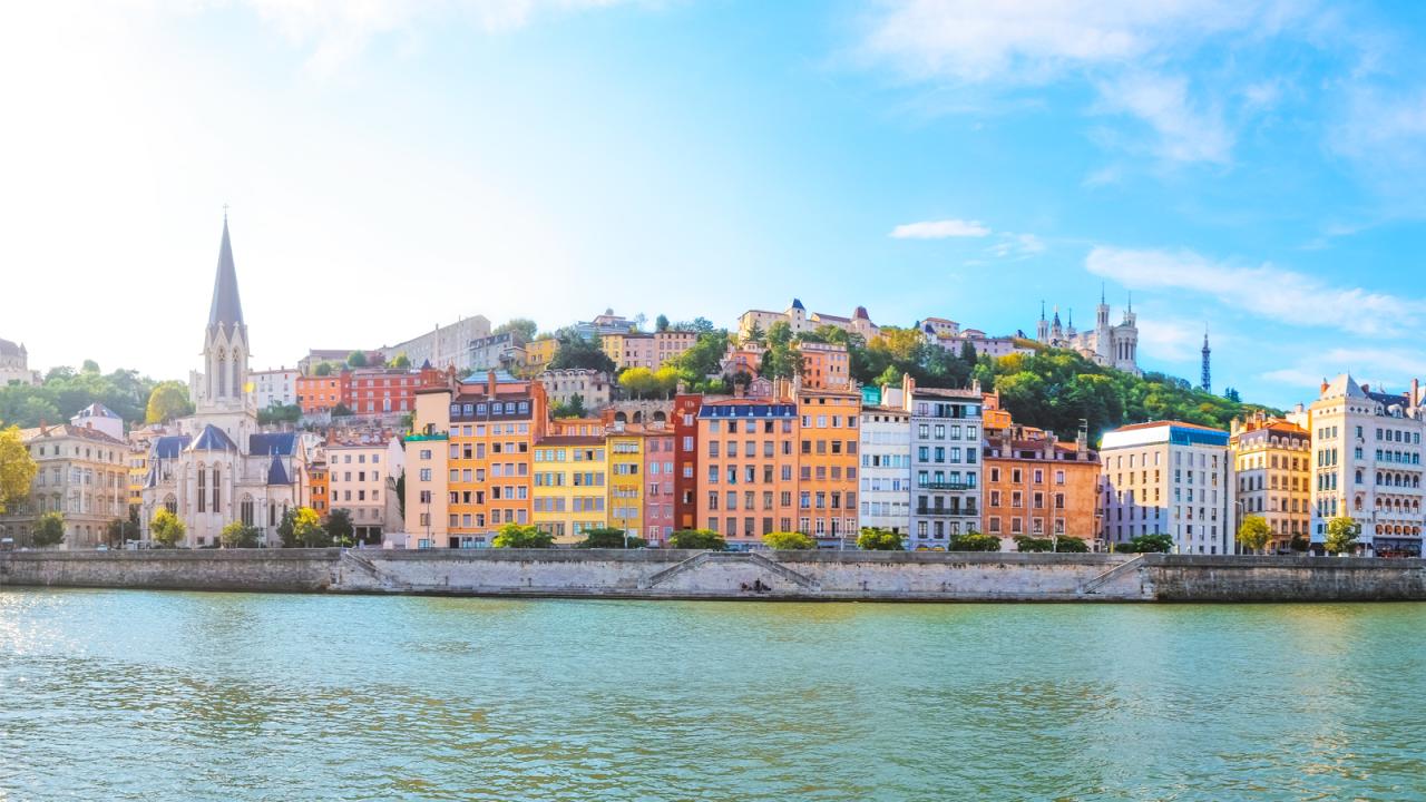 Learn French In Lyon France Alpadia Language Schools Learn French In Lyon France Alpadia Language Schools