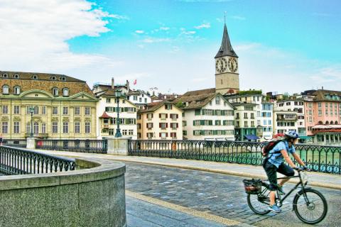 Bike tour in Zurich with Alpadia Language Schools