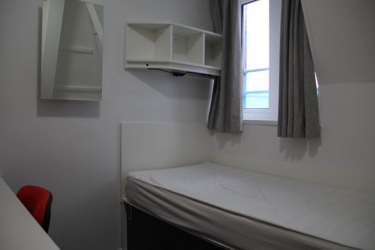 alpadia-brighton-camp-residence-keswick-bedroom