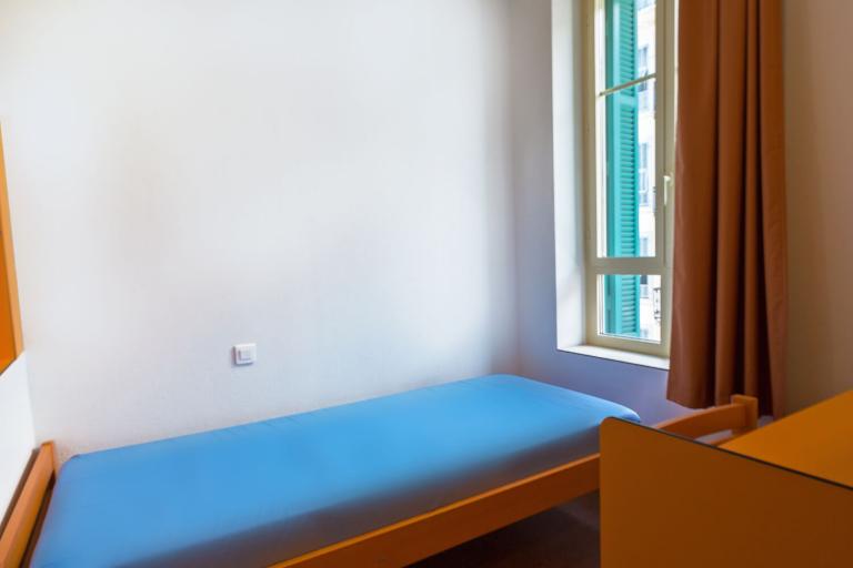 Alpadia Nice French Summer Camp - accommodation gallery