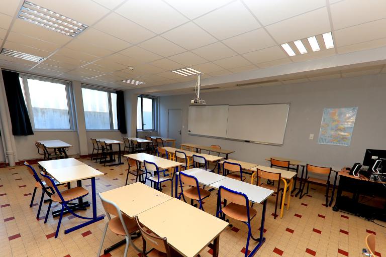 alpadia nice classroom
