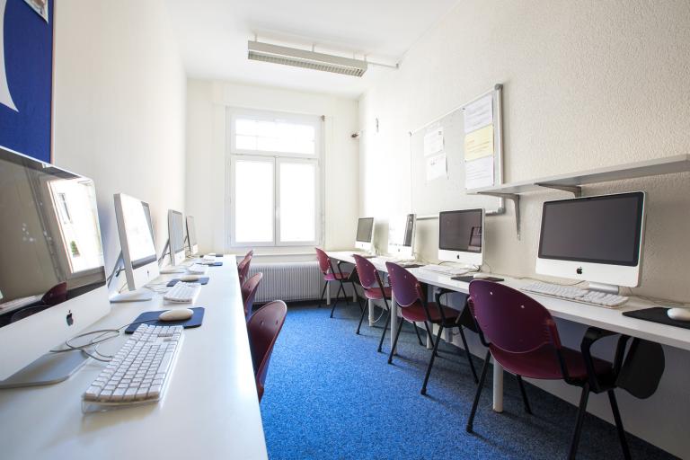 Alpadia Montreux language school - school gallery