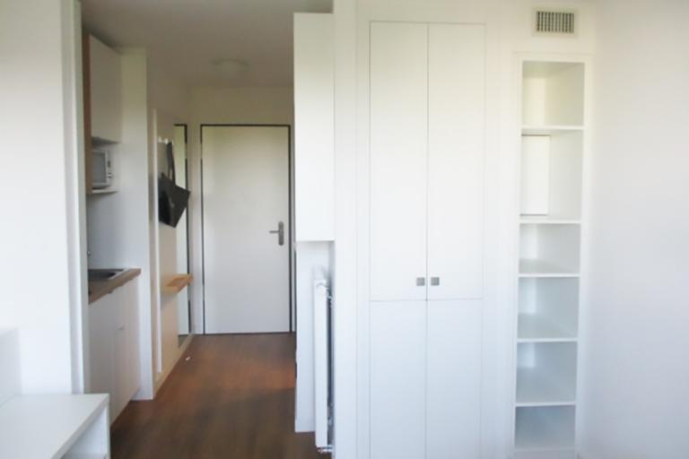 alpadia berlin student residence corridor